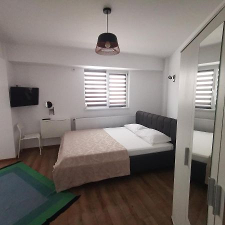 Appartement Michael à Galaţi Extérieur photo